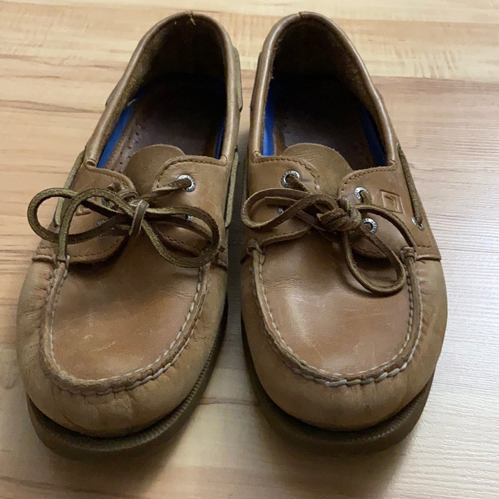 Sperry boat shoes